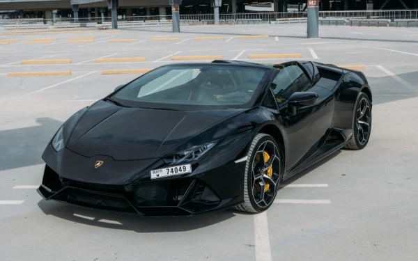 Black Lamborghini Evo Spyder, 2023